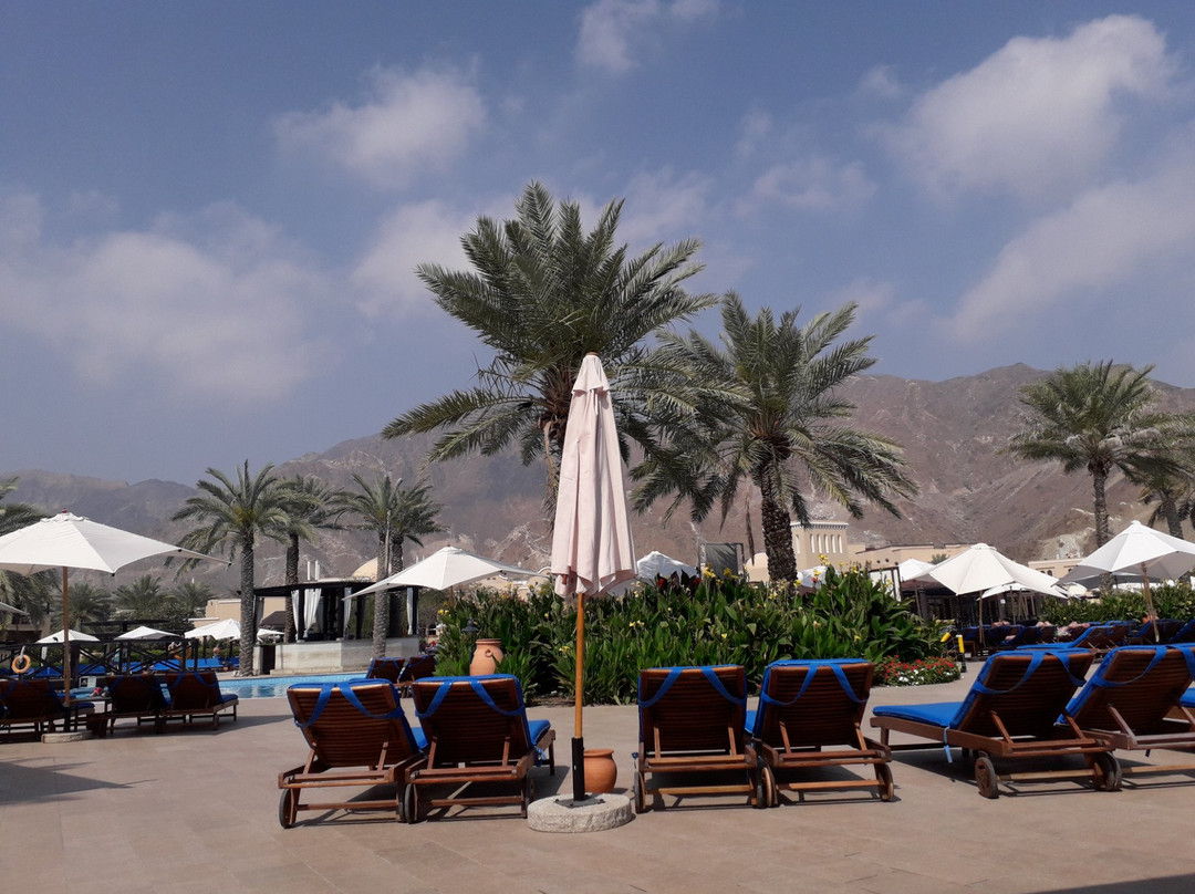 Mirage Hotel Al Aqah主图