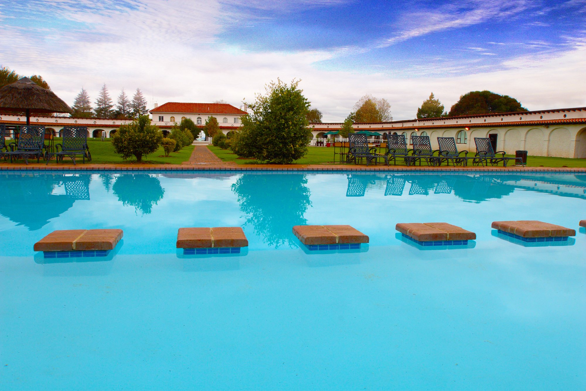 Midlands Saddle & Trout Resort-官方