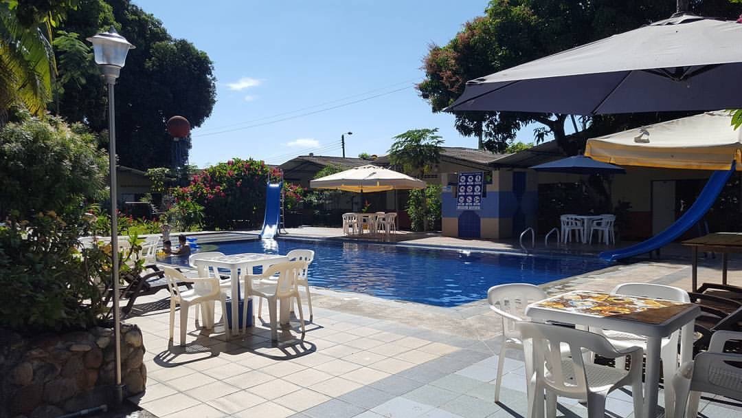 Hotel Las Acacias-泳池