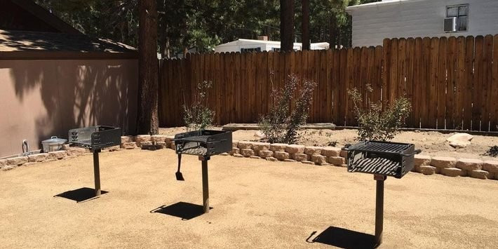 Vintage Lakeside Inn主图