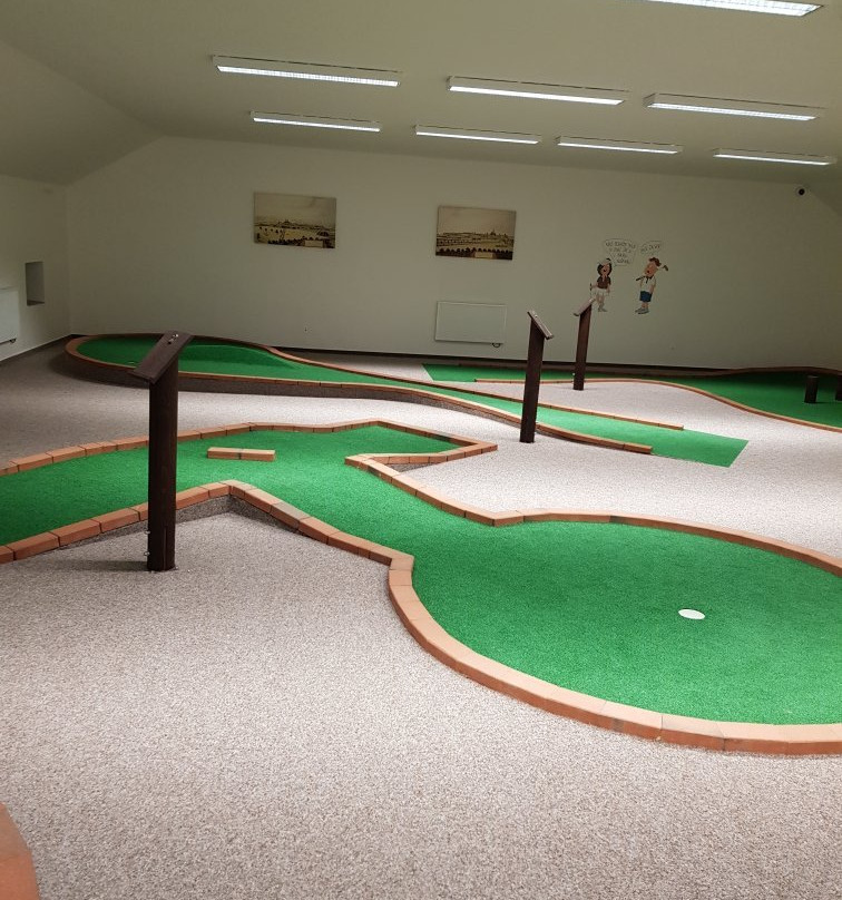 Sports and entertainment center FOMEI景点图片