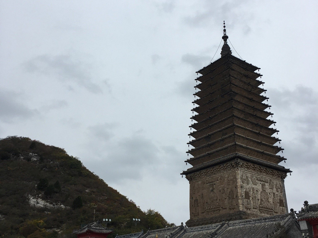 朝阳凤凰山-朝阳市必去景点