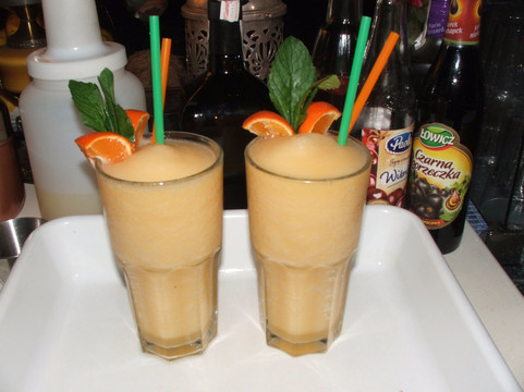 Utopia Cocktail Bar-希洪必去景点