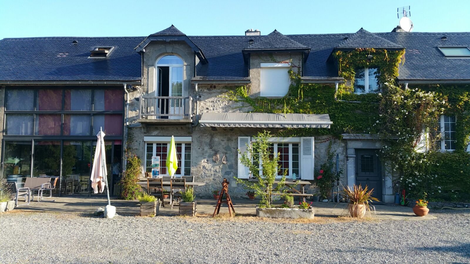 La Grange de Thalie-官方