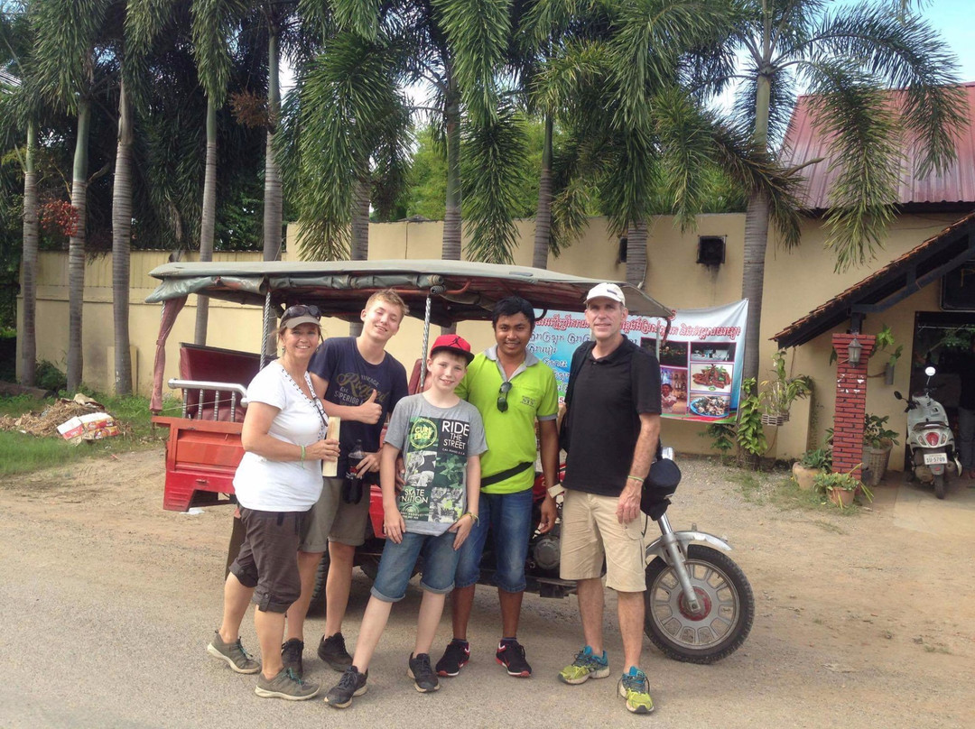 Bora Tuk Tuk Tour-马德望必去景点