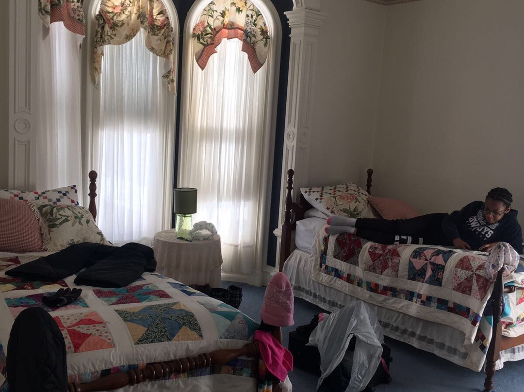 Chapin Park Bed and Breakfast主图