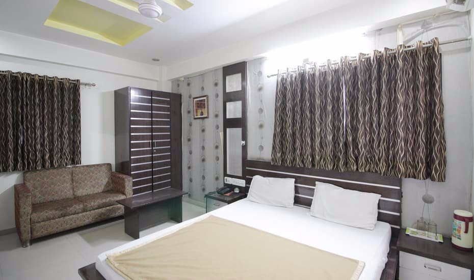 Hotel Shree Sai Palace主图