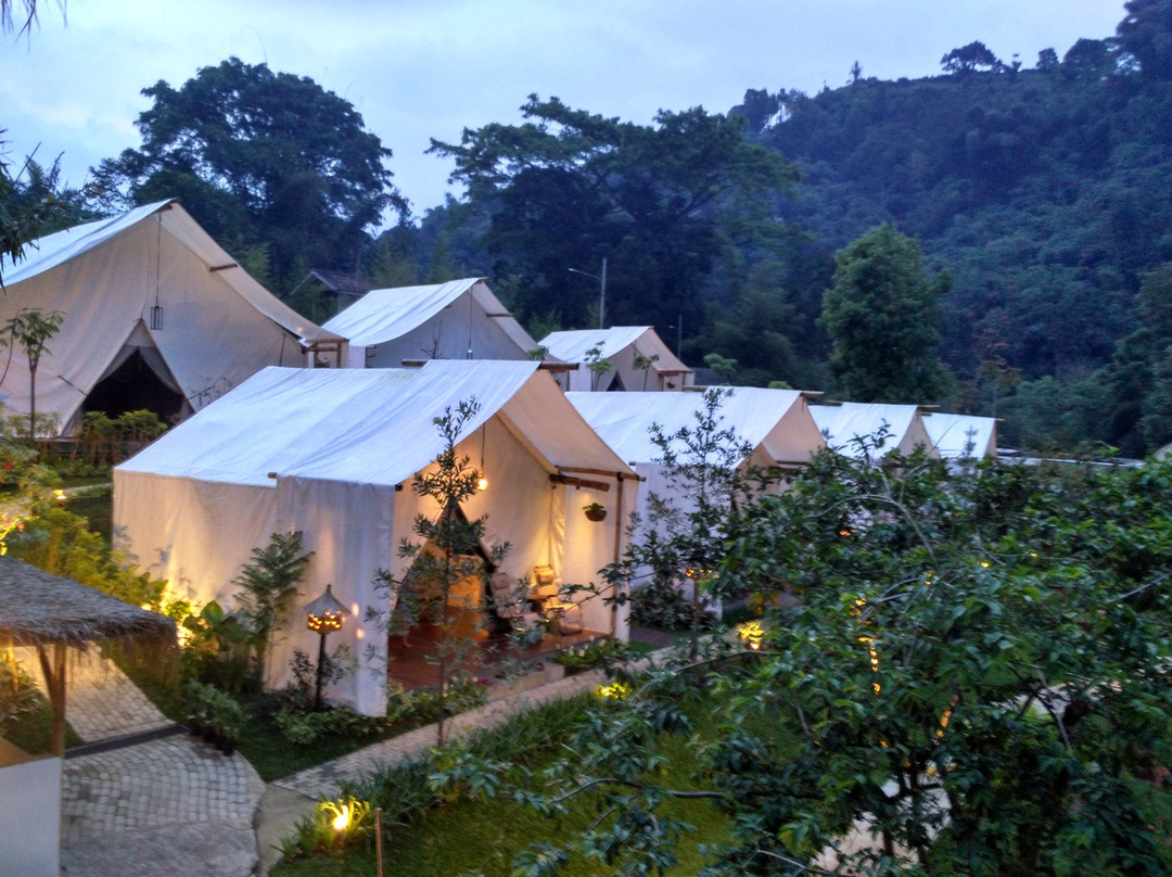 Maribaya Hot Springs-连旺必去景点