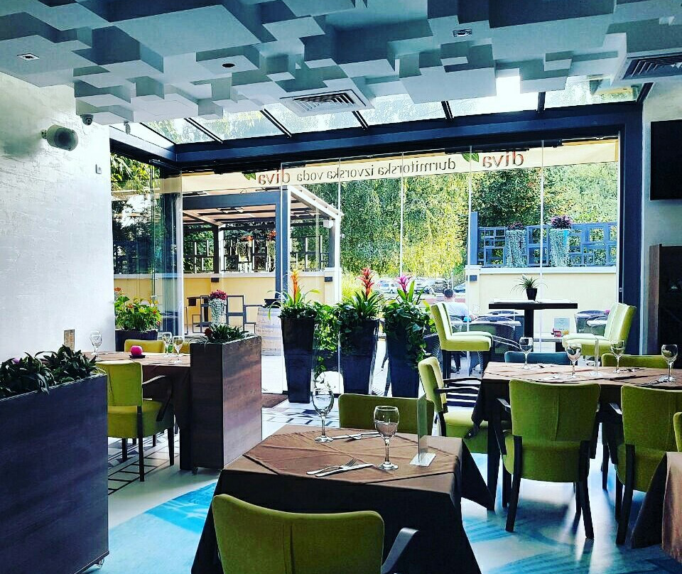 Cubo Concept Bar & Restaurant