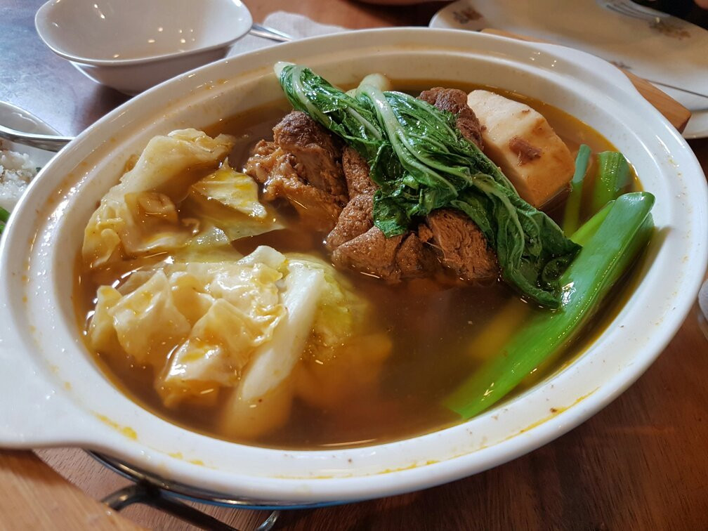 Concha's Garden Cafe - Cliffhouse, Tagaytay