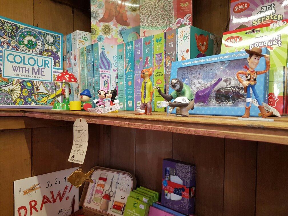 Goldfish Toyshop景点图片