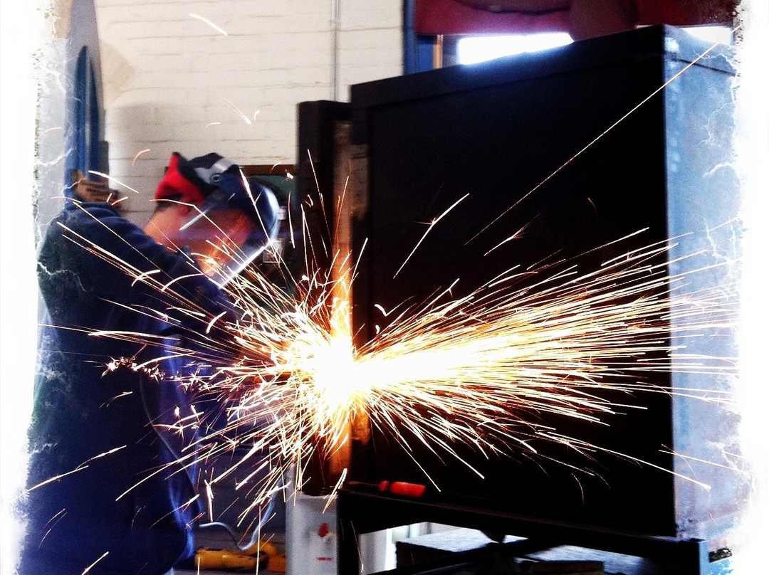 Anchor Bend Glassworks-纽波特必去景点