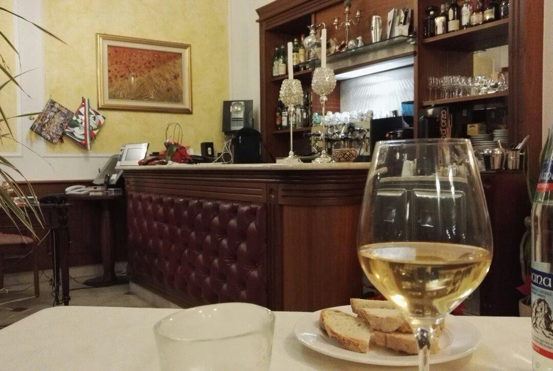 Monsano餐馆和美食-Albergo Ristorante  Hotel Dei Nani