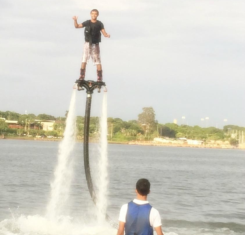 Flyboard Brasilia-巴西利亚必去景点