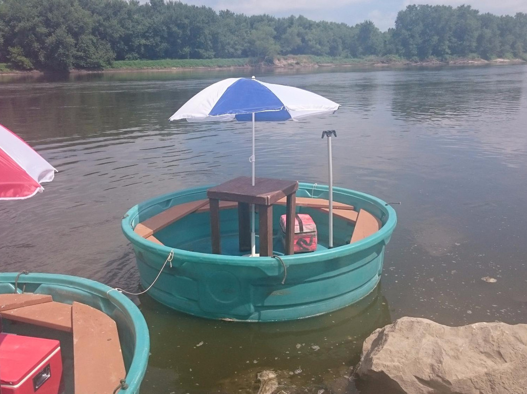 Cedar River Tank Tours-Solon必去景点