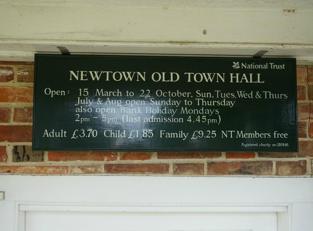 Newtown Old Town Hall景点图片