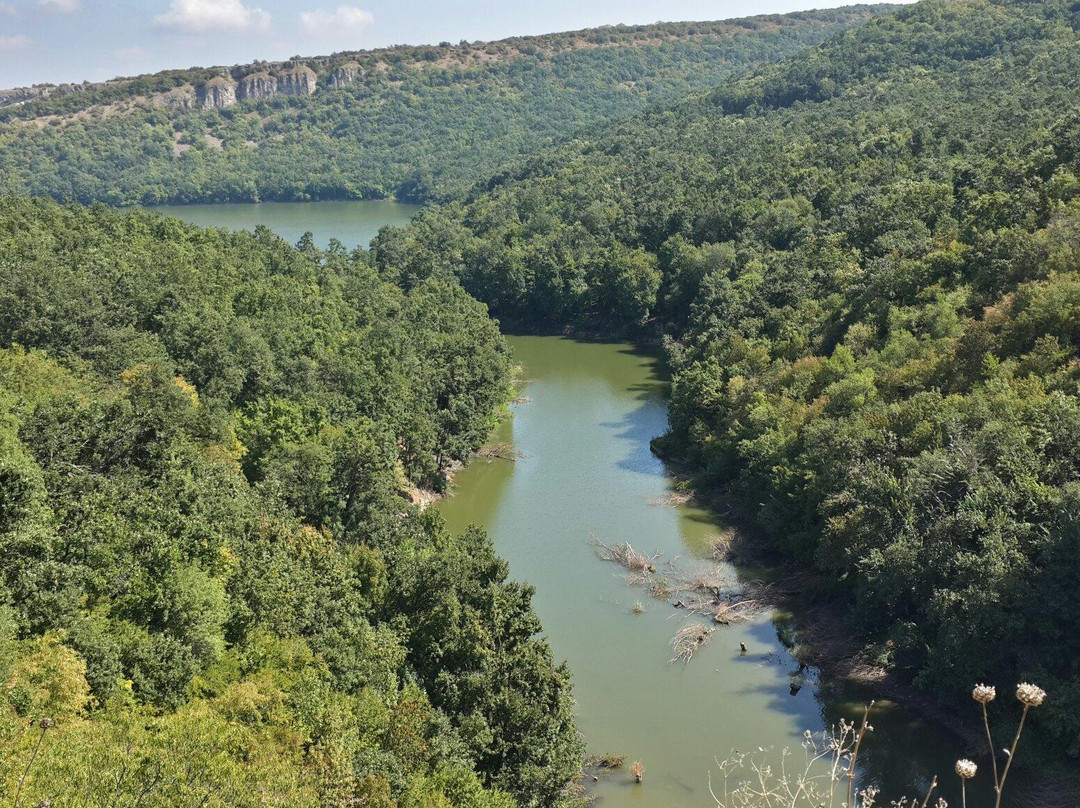 Emen Waterfall and Canyon-Emen必去景点