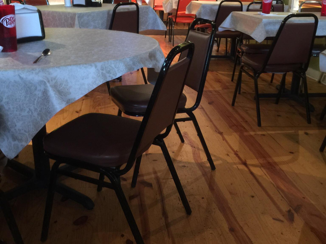 Mayflower餐馆和美食-Taylors' Made Cafe