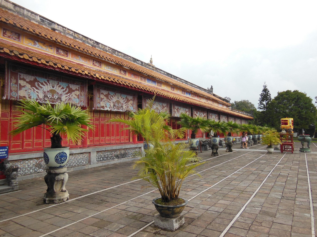 Nine Dynastic Urns-顺化必去景点