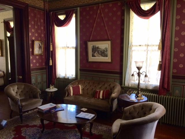 John L. Stam House主图