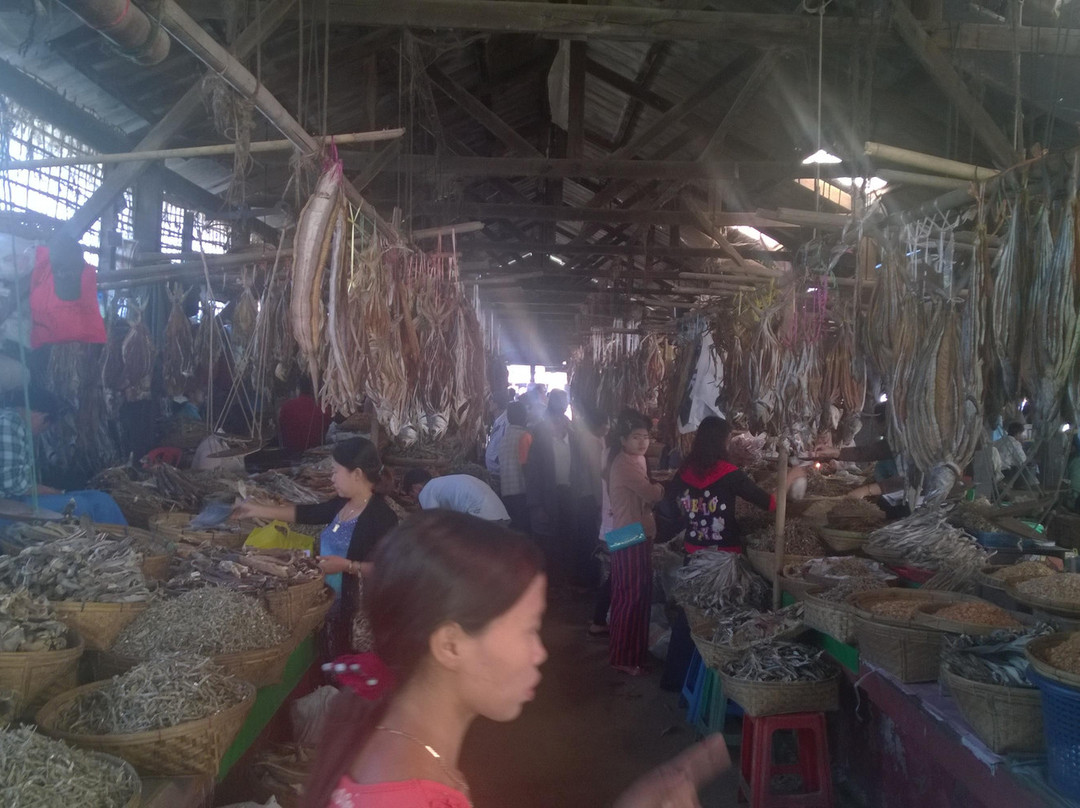 Central Market-实兑必去景点