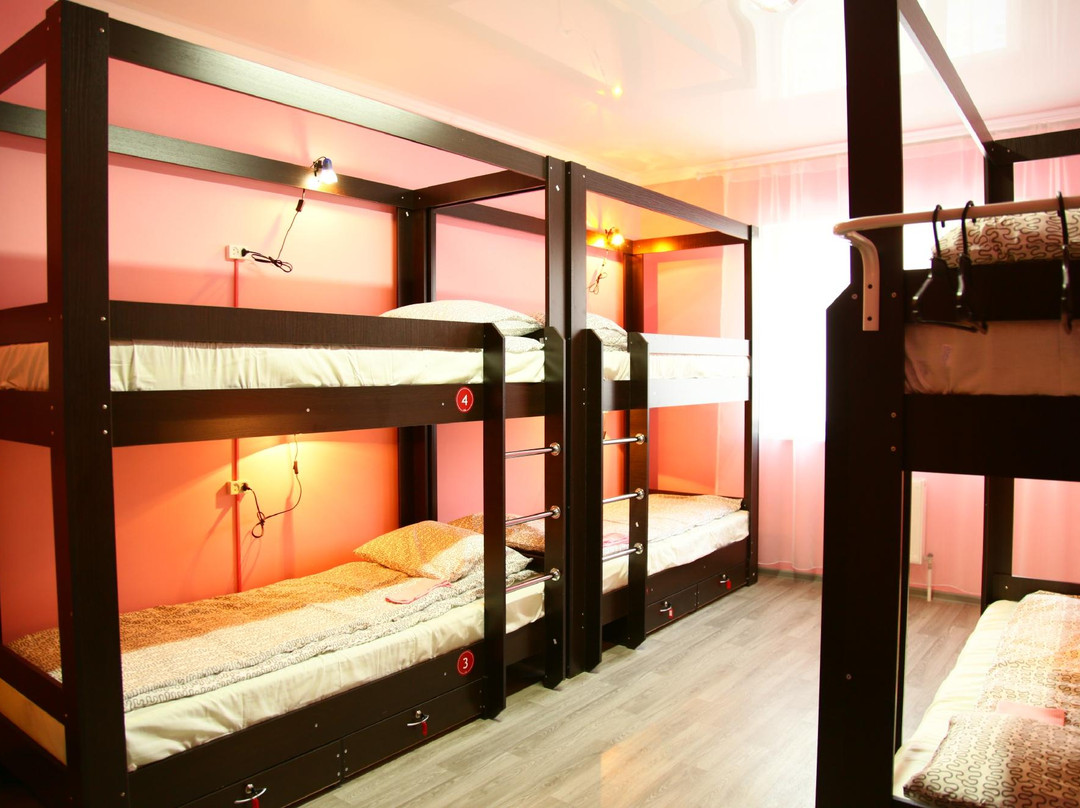 Like Hostel