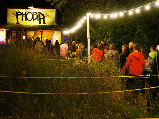 Burial Chamber Haunted House Complex-Neenah必去景点