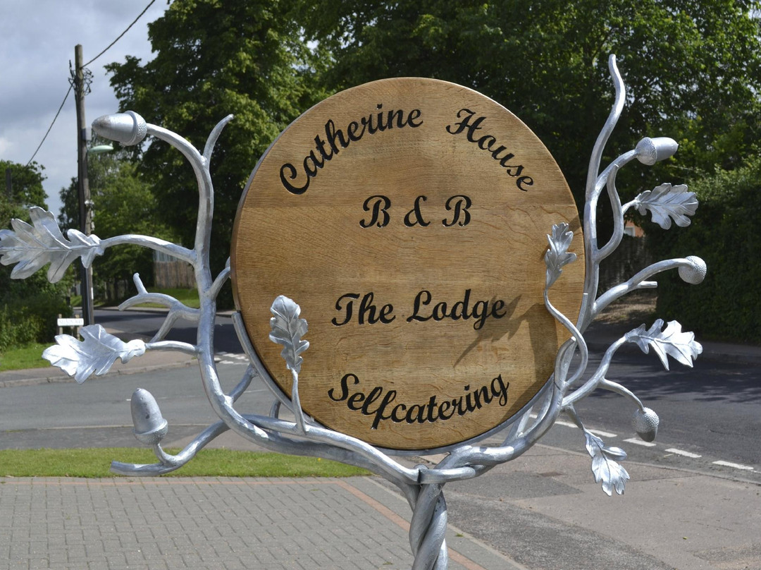 Catherine House主图