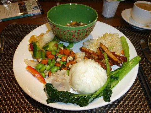 红墙花园酒店主图