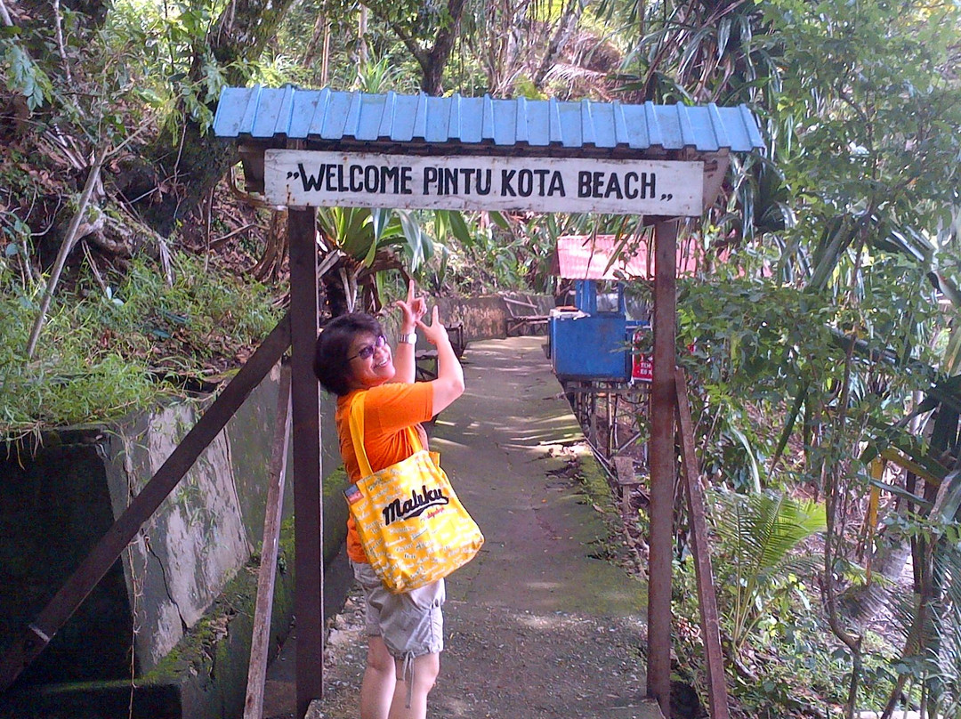Pintu Kota Beach-安汶必去景点