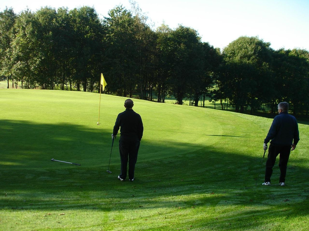 Coed-Y-Mwstwr Golf Club景点图片