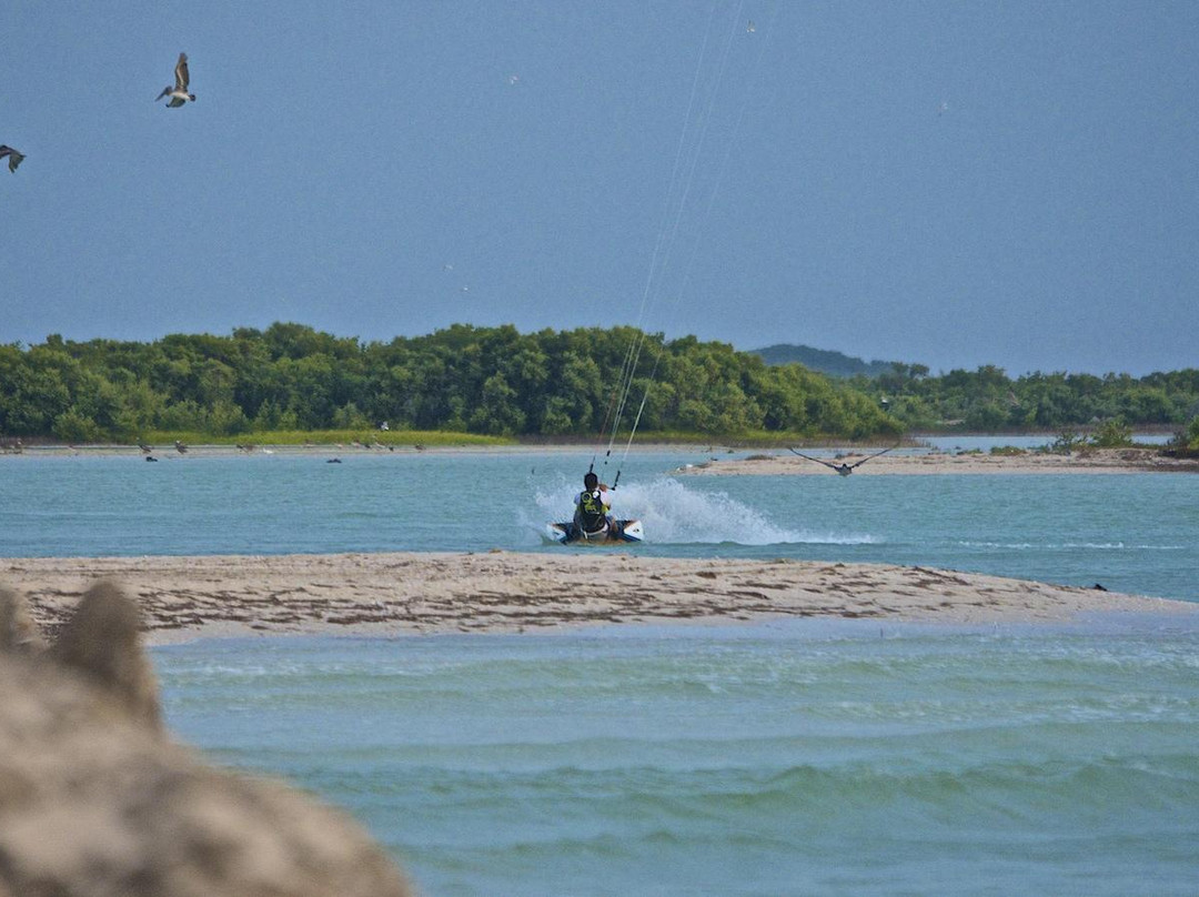 Kite Beach Yucatan Kiteboarding School-Progreso必去景点