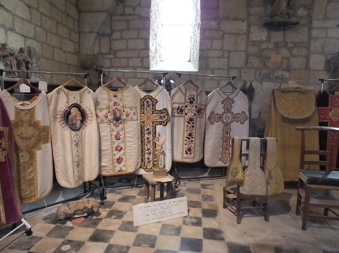 Eglise Catholique Notre-Dame-de-l'Assomption-Domme必去景点