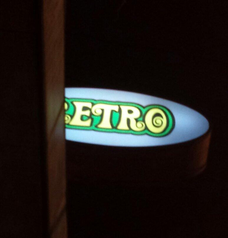 Retro Pub