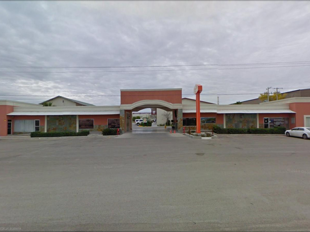 Piedras Negras酒店住宿-Country Hill Hotel