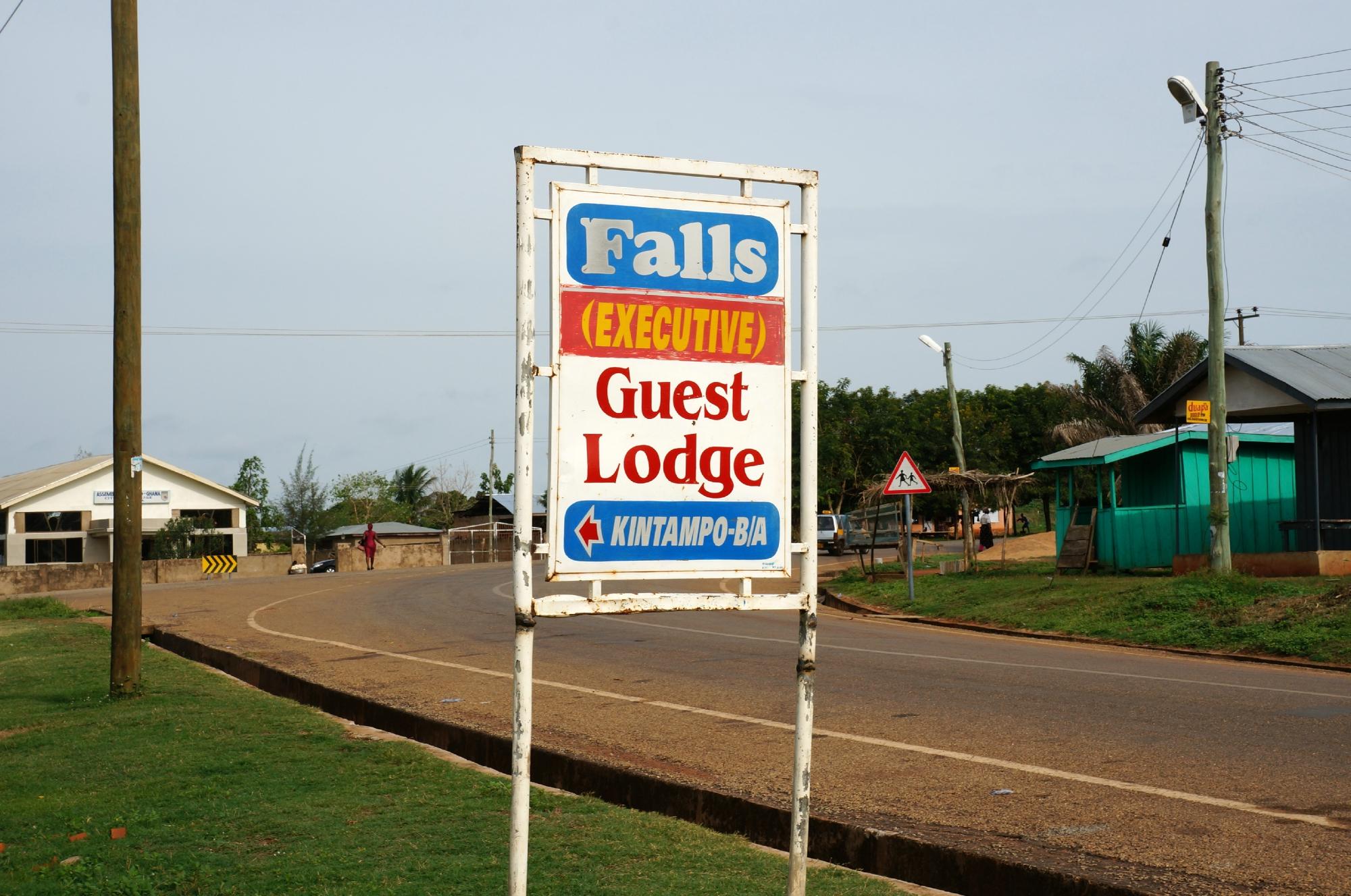 Falls Executive Guest Lodge-客卧