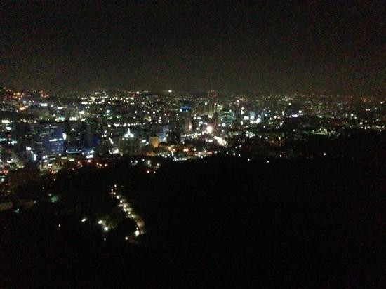 南山公园-首尔必去景点