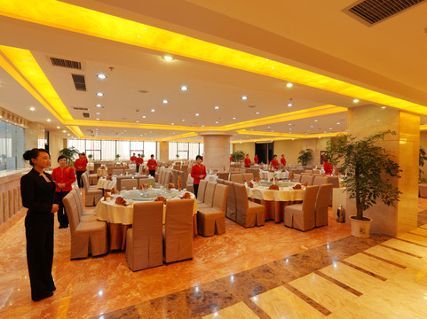 嘉隆国际酒店（宝鸡火车站店）主图