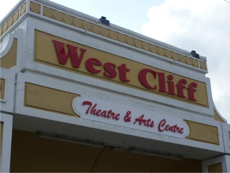 West Cliff Theatre景点图片