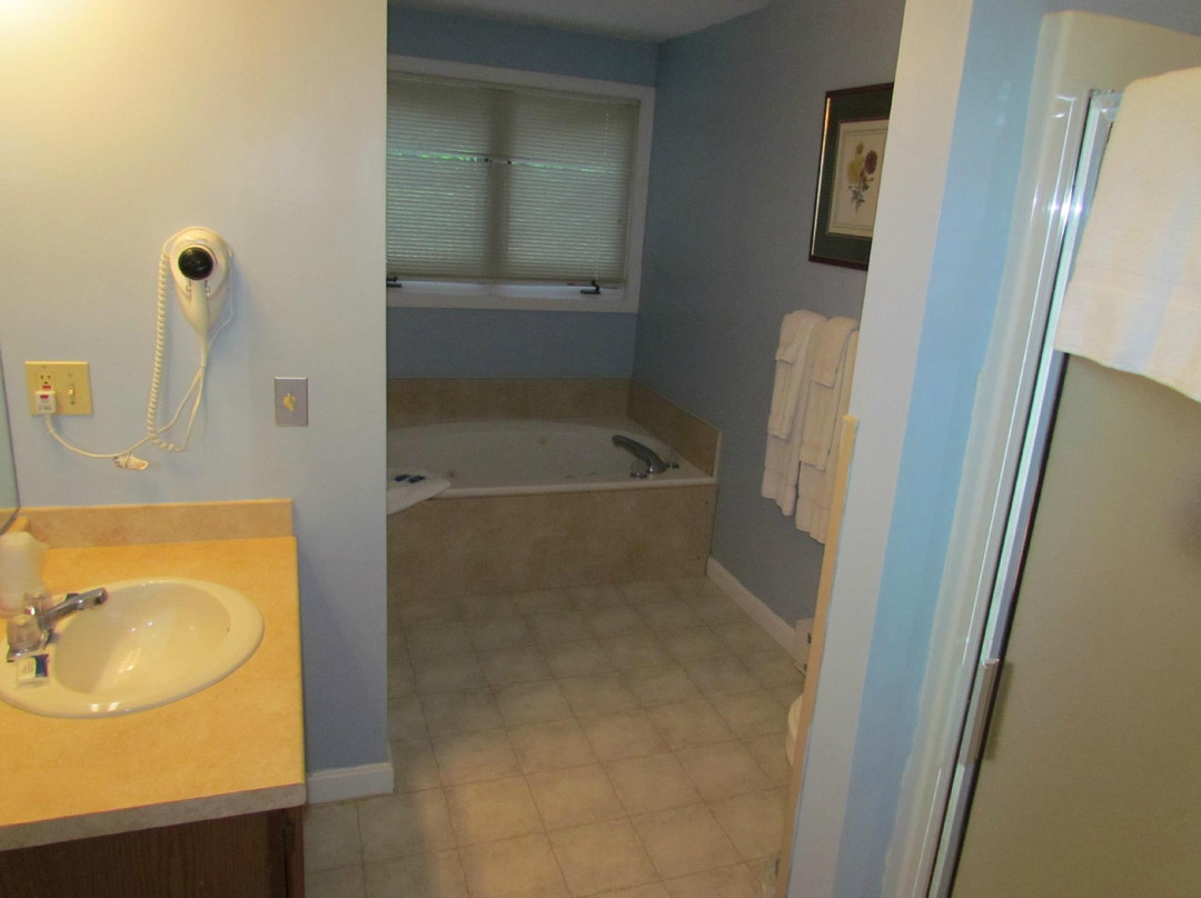 Crown Ridge Resort主图