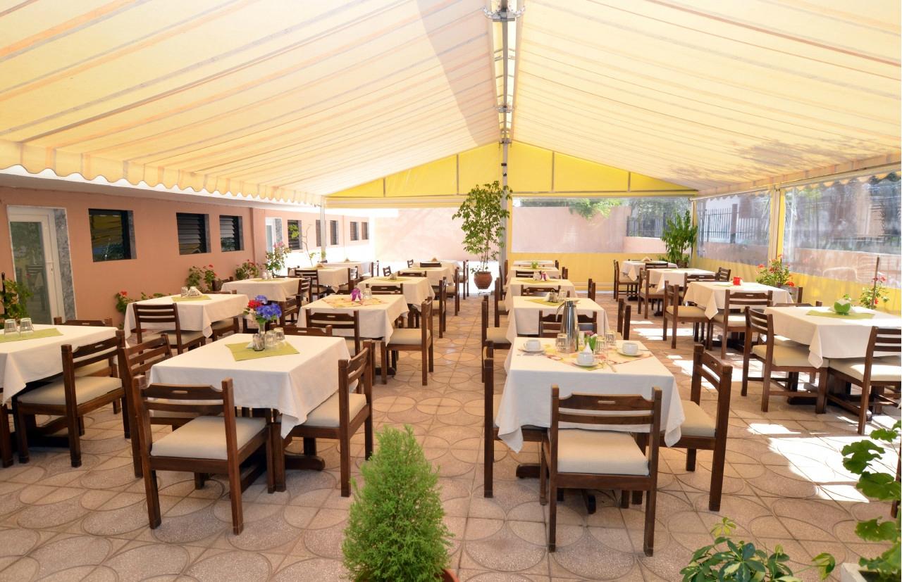 Hotel Olympion-餐饮