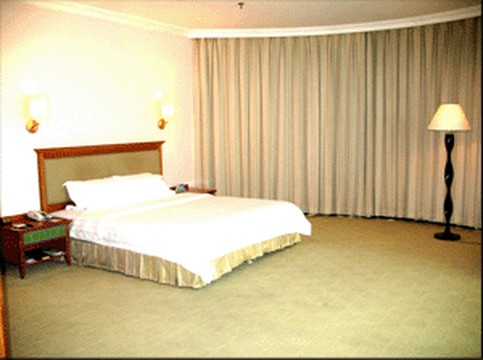 盈锋商务酒店主图