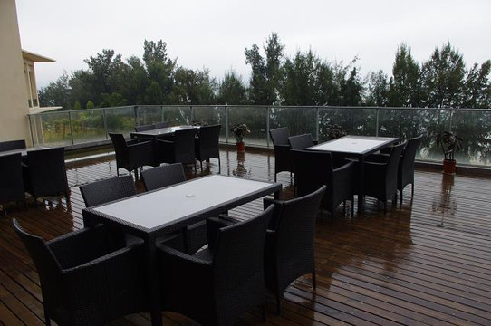 凤池岛酒店公寓主图