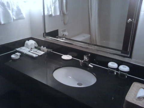 昆明中维天恒大酒店主图