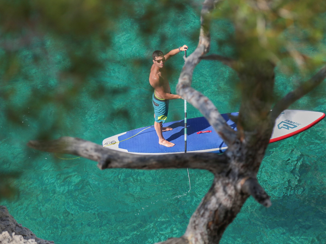 H2O Paddle-卡西斯必去景点