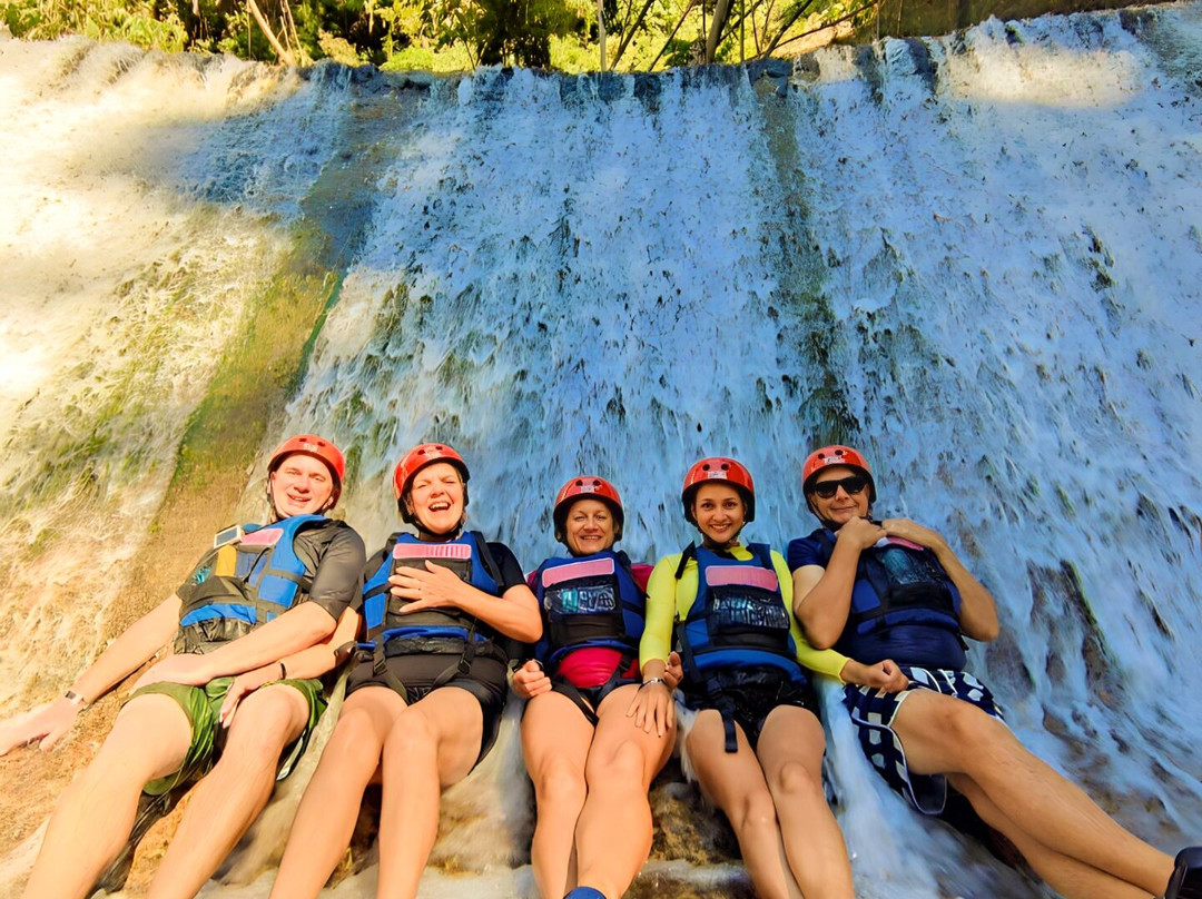 嘉华山瀑布-Alegria必去景点