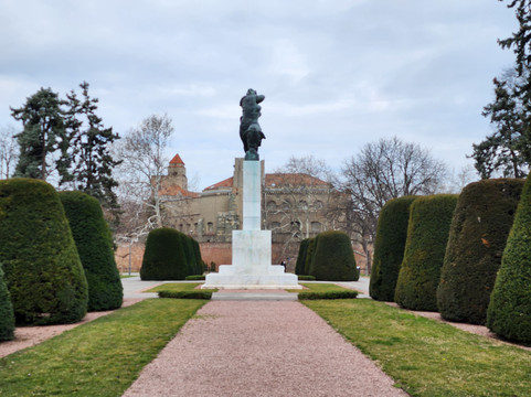 Monument of Gratitude to France-贝尔格莱德必去景点