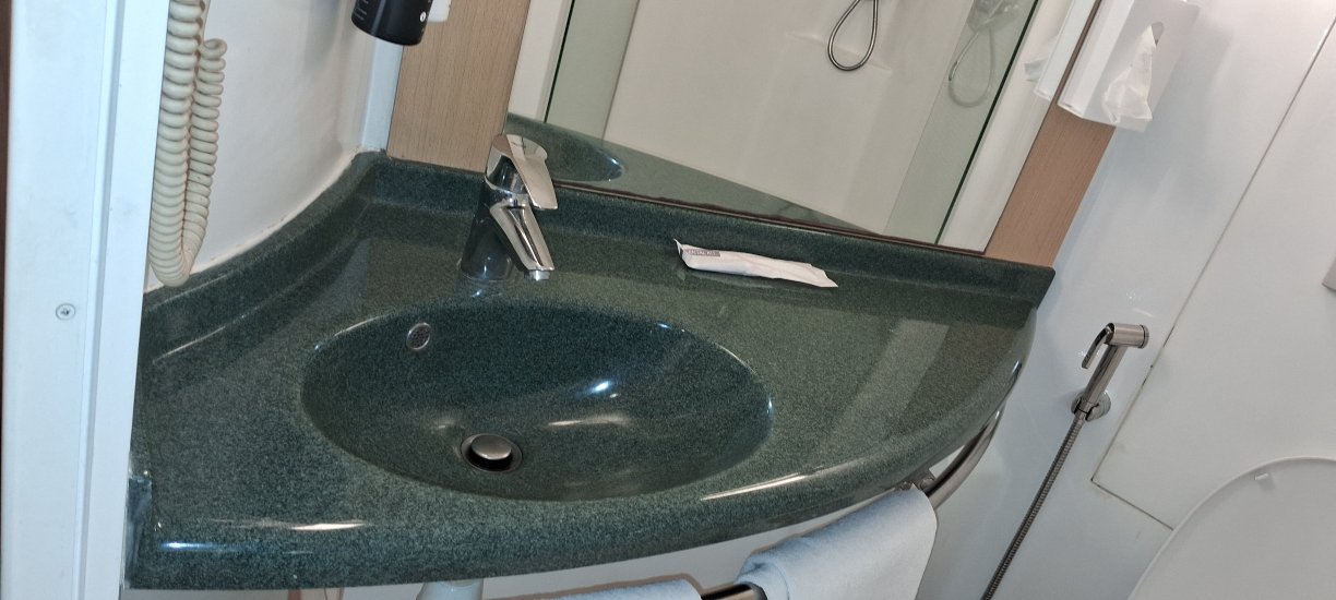 宜必思纳斯科酒店-浴室