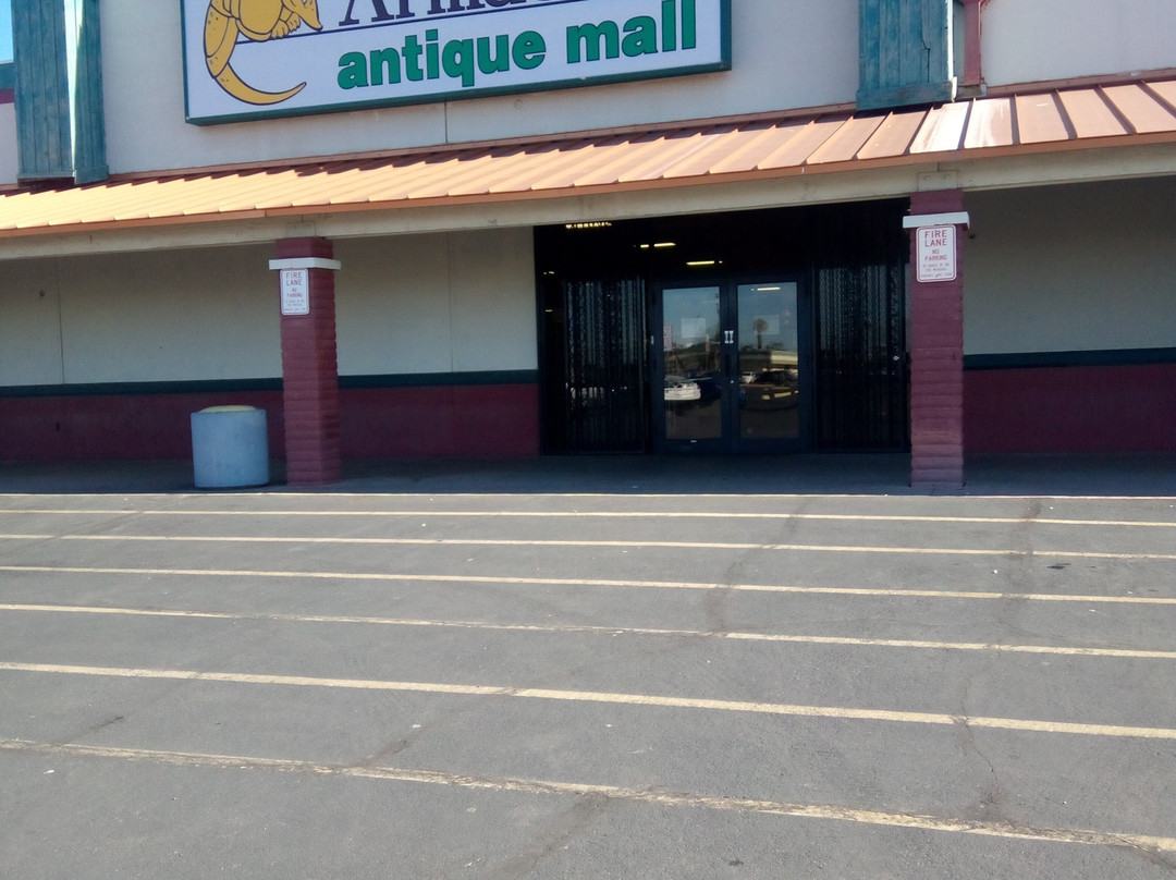 Brass Armadillo Antique Mall-凤凰城必去景点