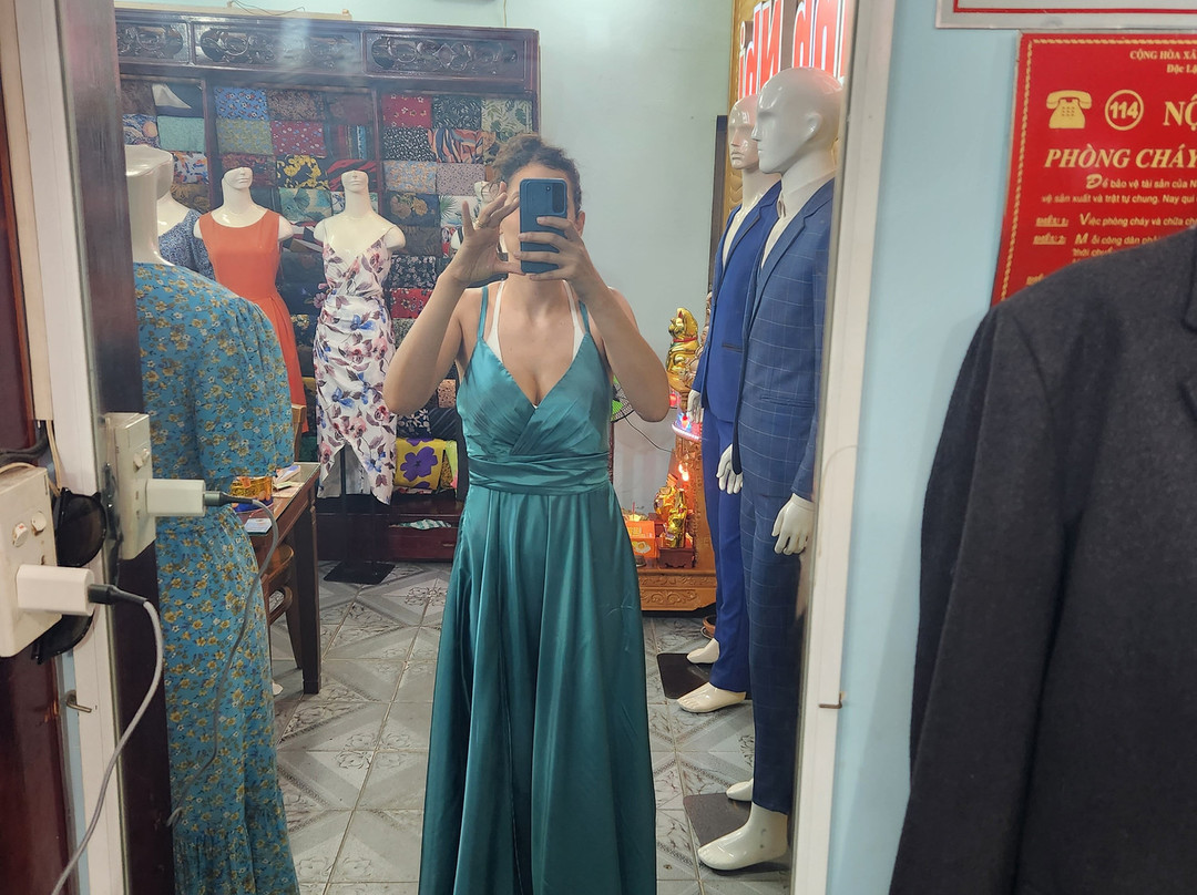 Minh Nhi Tailor-会安必去景点